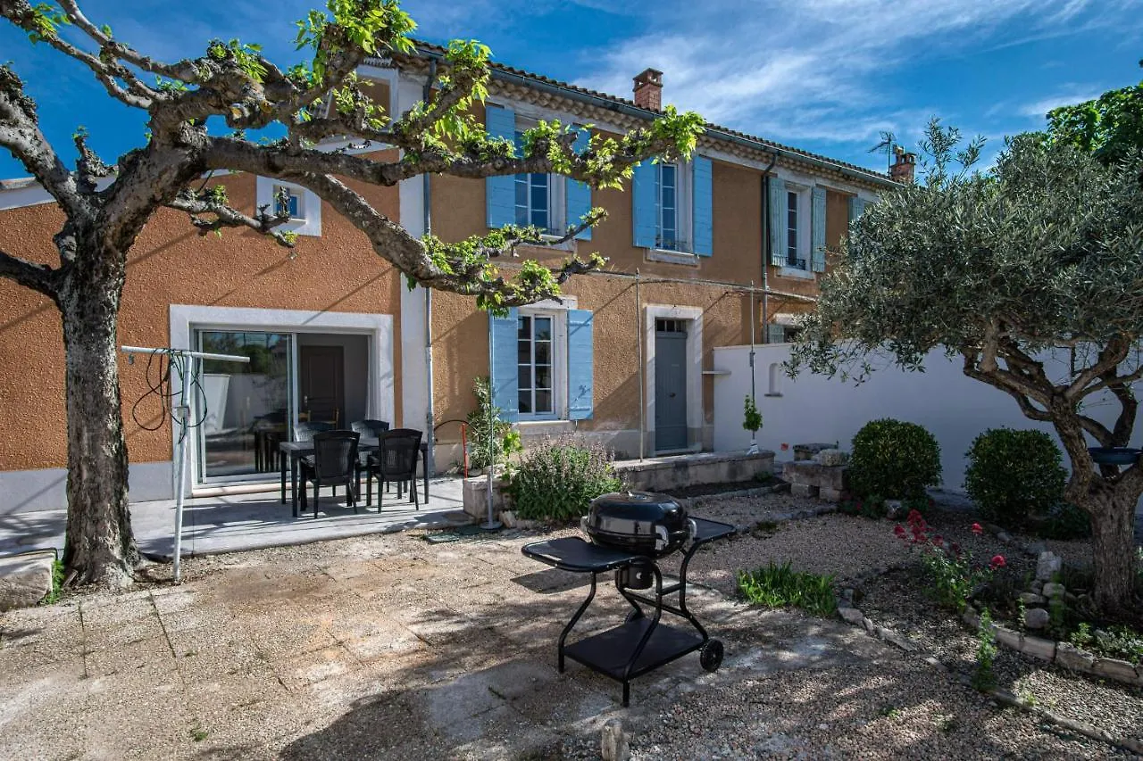 Holiday home Maison Avec Jardin Proche Du Centre-Ville Isle-Sur-La-Sorgue L'Isle-sur-la-Sorgue France